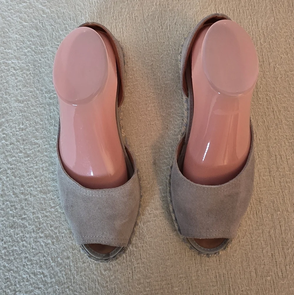 Verbenas Lt. Gray Suede Espadrille Flats size 39